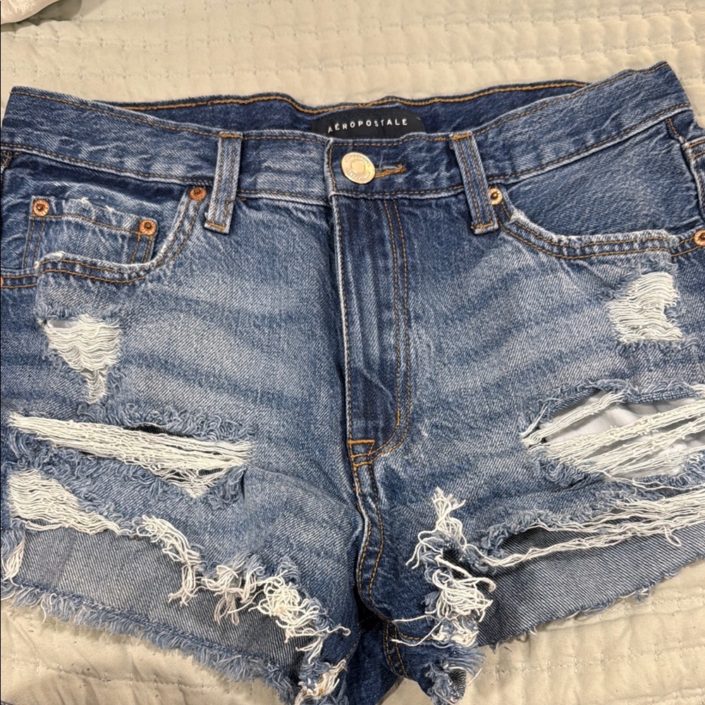 Aero Jean Shorts Size 6